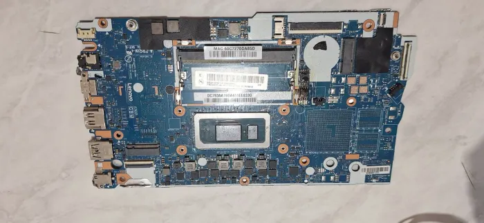 Placa notebook com defeito
