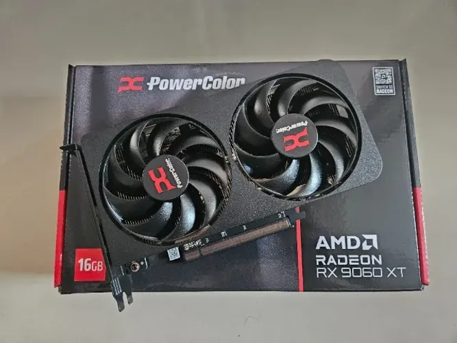 RX 9060 XT 16 GB Praticamente sem uso com nota