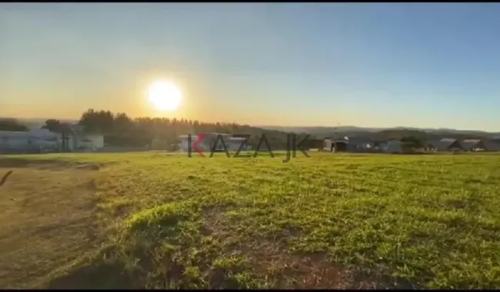 Comprar/vendo: Terreno à venda com 1.000², plano, no condomínio de alto padrão Terras Caxa