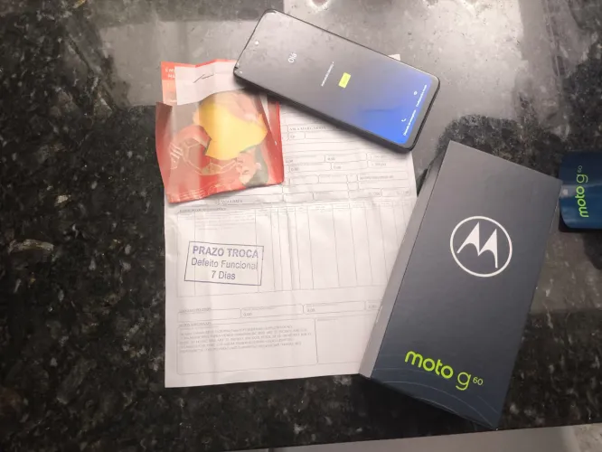 Vendo Moto g60 com nota fiscal