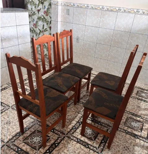 Conjunto de 6 cadeiras leia o anúncio 