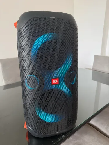 Caixa de som JBL 110