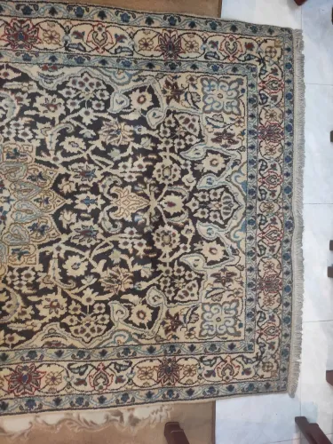 Tapete persa antigo
