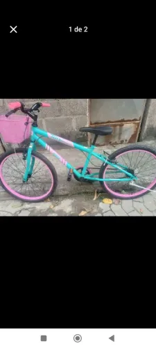 Vendo bike infantil feminina 600,00 aceito propostas