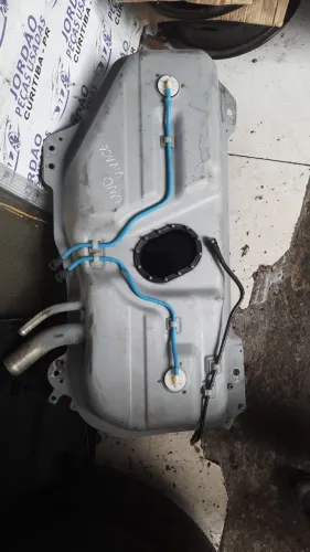 Tanque de combustível Uno Vivace Sem detalhes