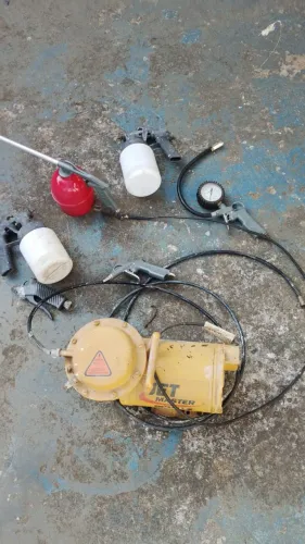 VENDE SE KIT COMPRESSOR COM PISTOLAS