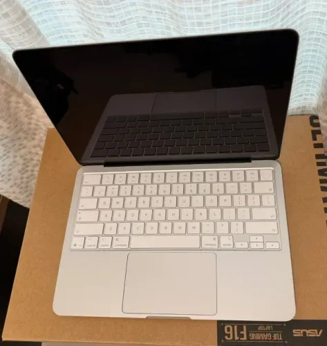MacBook Neo 512GB SSD | 8GB RAM | Praticamente Novo | Garantia Apple