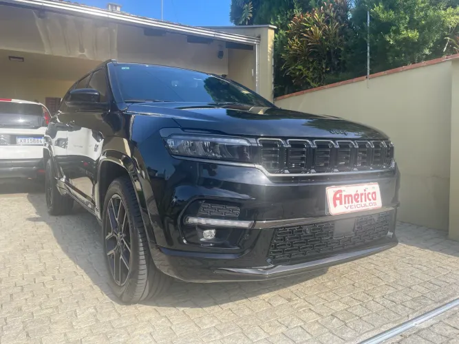 Jeep Commander Black Hurricane 2.0 4X4 TB AUT 2025