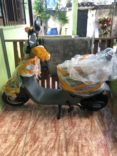 Moto Elétrica Azad