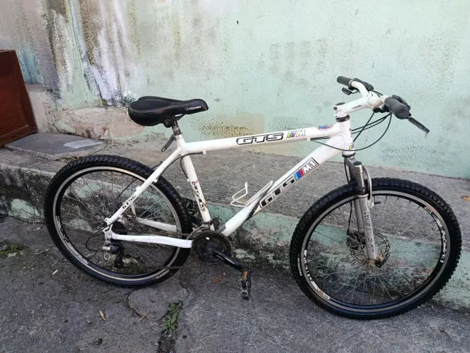 Bicicleta GTS M1
