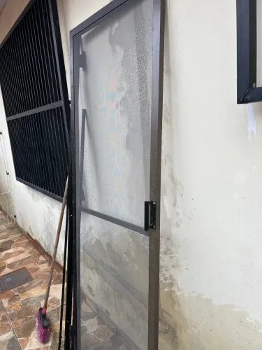 Tela de mosquito para porta padrão 