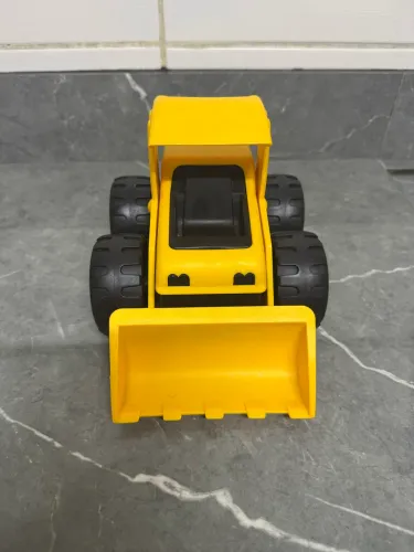 Trator de brinquedo cat 