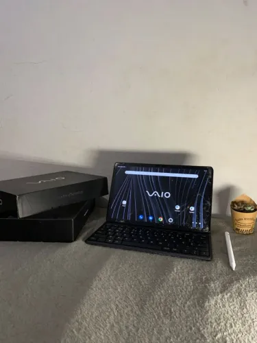 Tablet VAIO TL10 128GB e 8gb com teclado magnético e caneta original?
