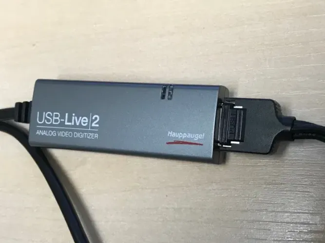 Placa de Captura Hauppauge USB-Live2 - Captura VHS / Vídeo Analógico para PC
