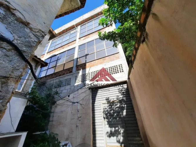 Prédio para alugar, 240 m² por R$ 4.900,00/mês - Gradim - São Gonçalo/RJ