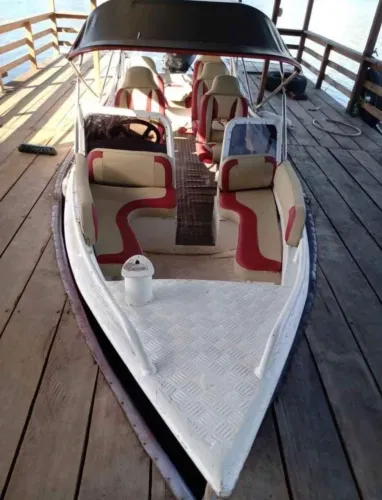 VENDO UMA (LANCHA 60 HP)