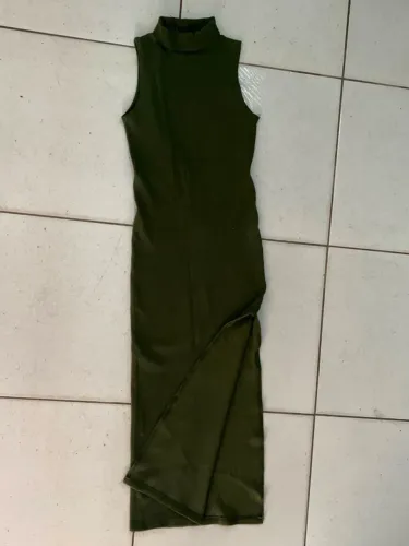 Vestido canelado