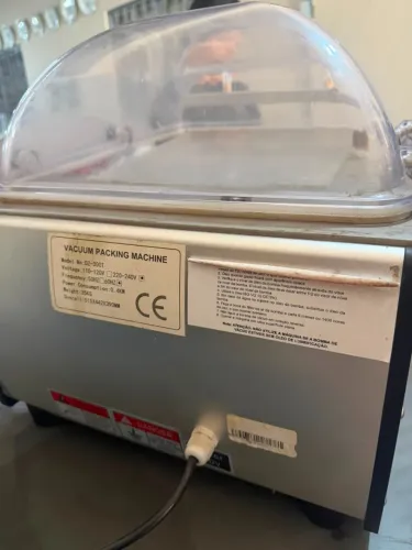 Seladora a vácuo Cetro DZ-300T Crystal inox 220V