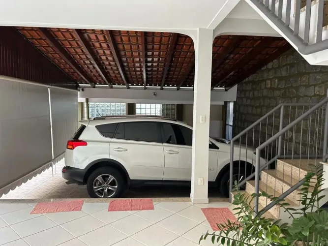 Casa para venda tem 360 metros quadrados com 3 quartos em Fradinhos - Vitória - Espírito S
