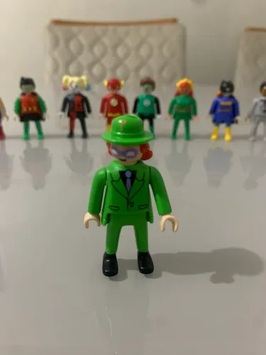 Charada DC Playmobil Kinder Ovo