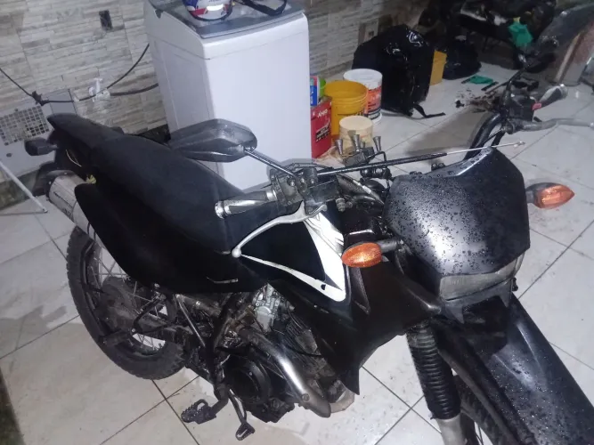 Vendo xtz 2003 6mil