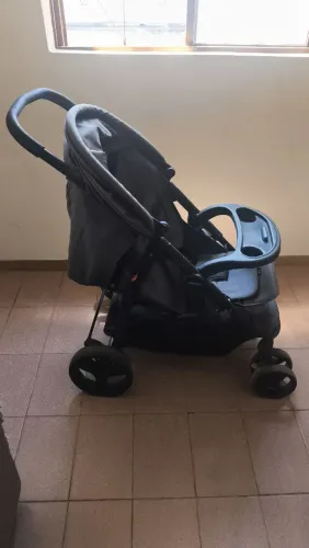 Vendo esse carrinho de bebê