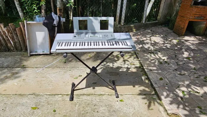 Vendo teclado Yamaha YPT-340