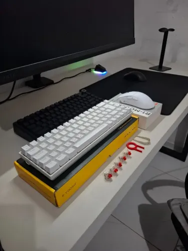 KIT Gamer Teclado Mecânico + Mouse Wireless | E-YOOSO Z686 + ATK Shark R1 | Leia a descriç