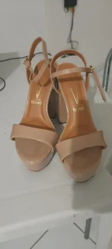 Sandália Salto Alto Vizzano