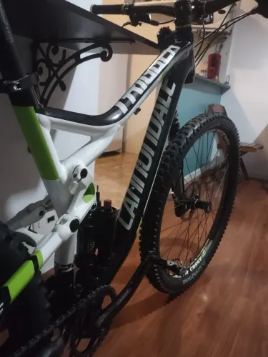 Cannondale Trigger Left 2015 Full.