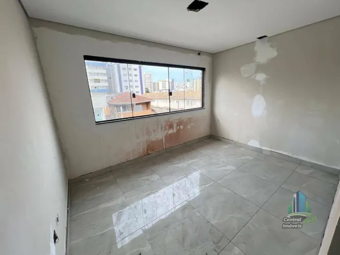 Casa na Vila Guilhermina 3 dormts 3 suites e 1 lavabo casa de frente com sacada