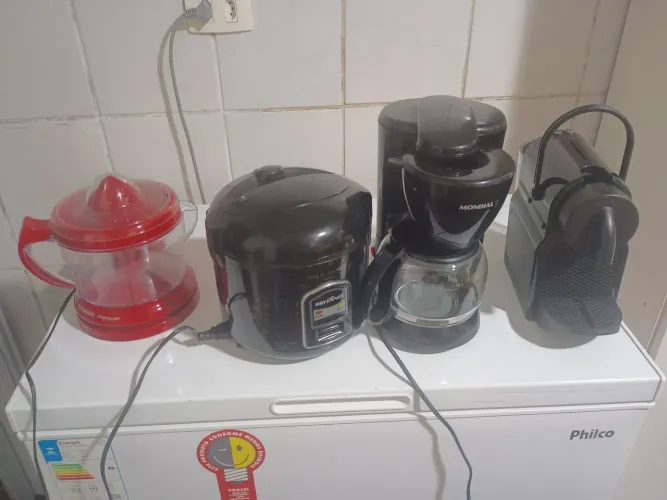 Kit cozinha, espremedor de fruta,cafeteira Nespresso,cafeteira elétrica,panela de arroz