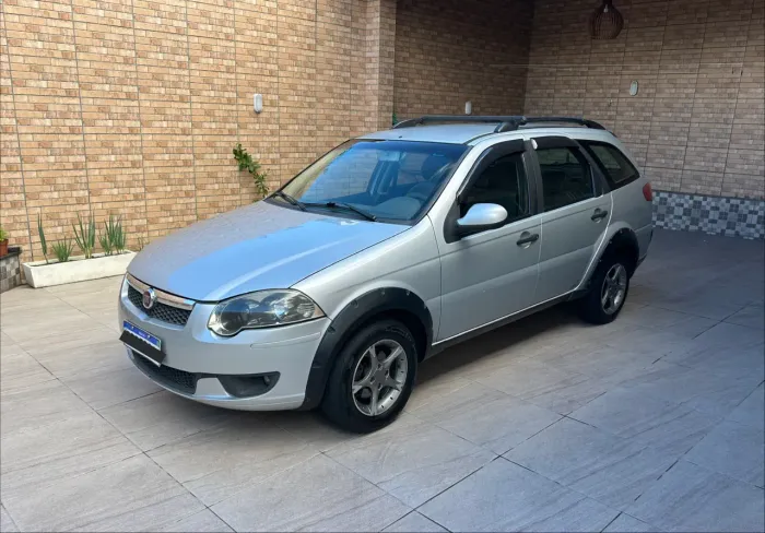 Fiat Palio Weekend Trekking 1.6 Flex 16V 5P 2013