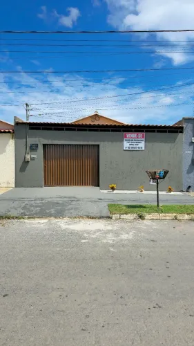 EXCELENTE CASA SENADOR CANEDO 