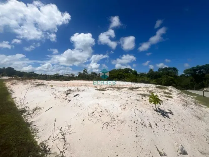 TERRENO EM CONDOMÍNIO RESIDENCIAL em MATA DE SÃO JOÃO - BA, PRAIA DO FORTE