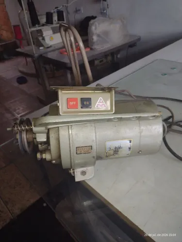 Motor de máquina de costura overloque