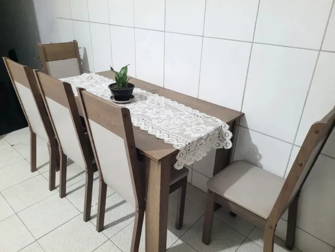 Mesa 6 cadeiras