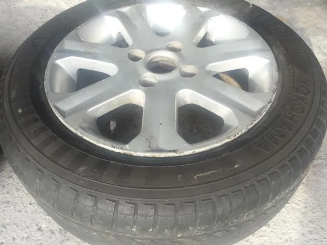 Roda aro 14 Estrela Prata Renault Sandero 4X100 