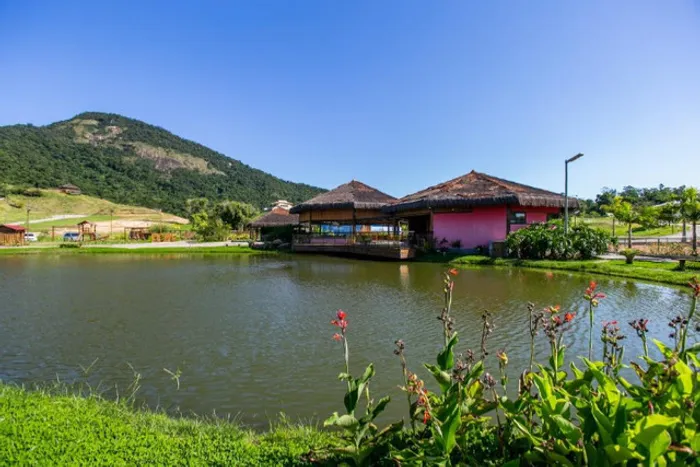 Condomínio Pedra do Vale Maricá - Lotes a partir de 450m² cercado de verde!
