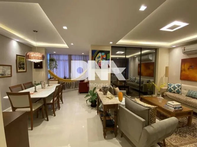 Apartamento : / Residencial / Copacabana