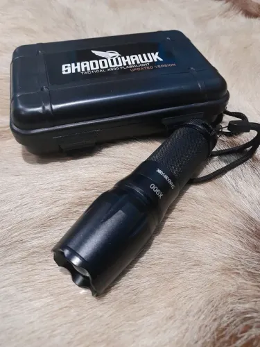 Lanterna Tática X900 ShadowHawk (Promoção)