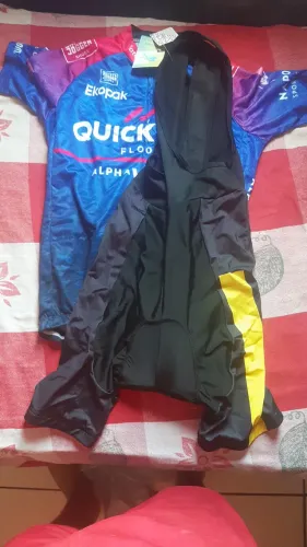 Camisa e Bretelle 