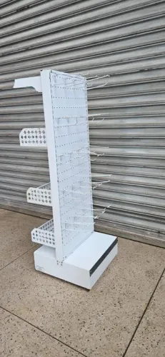 Expositor Check Stand