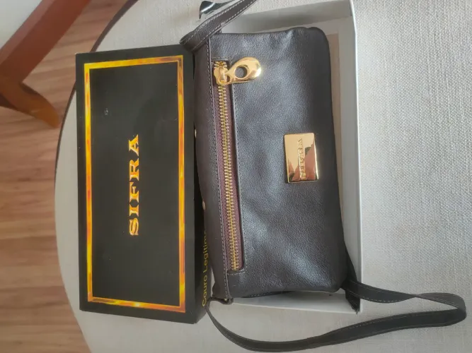 Linda bolsa em couro sem uso
