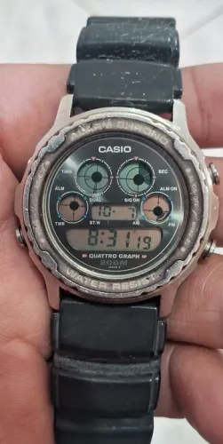 Relógio Casio Quatro Graph 200M 