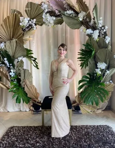 Vestido festa madrinha formatura dourado