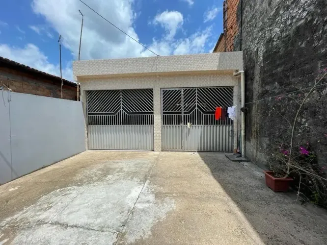 G| CASA A VENDA NA VILA NOVA 