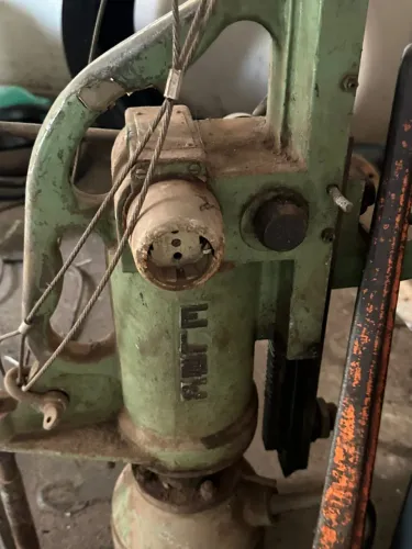 Base magnética de furadeira 