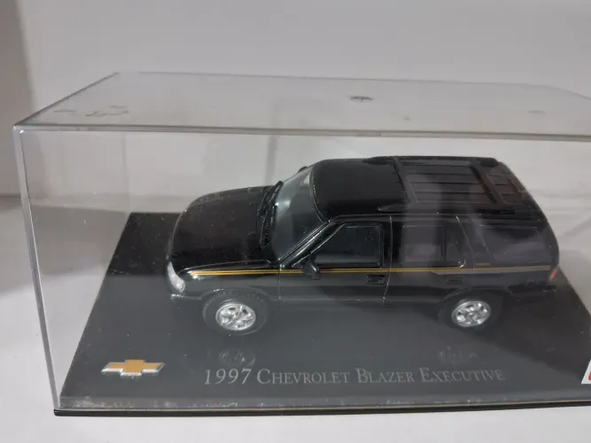 Miniatura Chevrolet Blaser Executive Escala 1 43