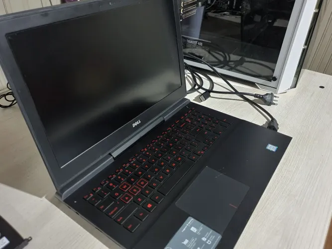 Dell G15 Gaming